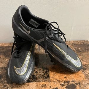 Nike Soccer shoes US 11